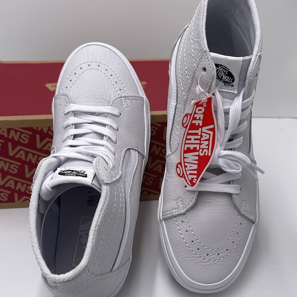 Vans WMNS White High-Top Sneakers Sk8-Hi Tapered
Leather Nimbus Cloud - Picture 12 of 16
